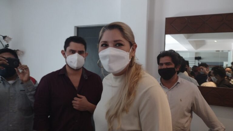 VERÓNICA CAMINO LLEGA A MORENA  PARA FORTALECER LA 4T EN YUCATÁN