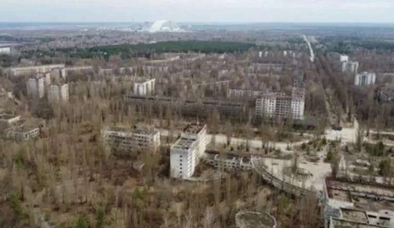 EU confirma retirada de tropas rusas de Chernóbil; descarta que sea por radiación