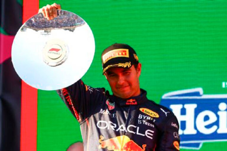 Checo Pérez logra segundo lugar en el GP de Australia